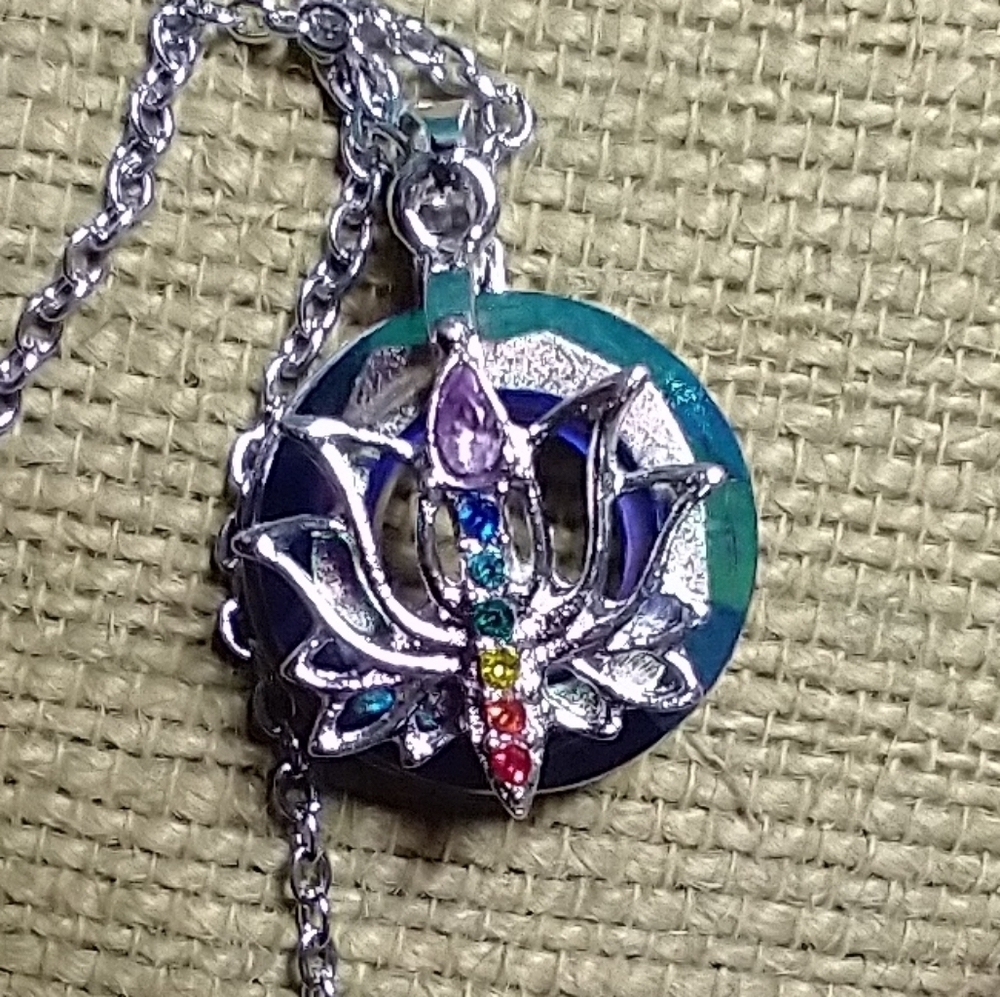 Silvertone chakra flower floral necklace